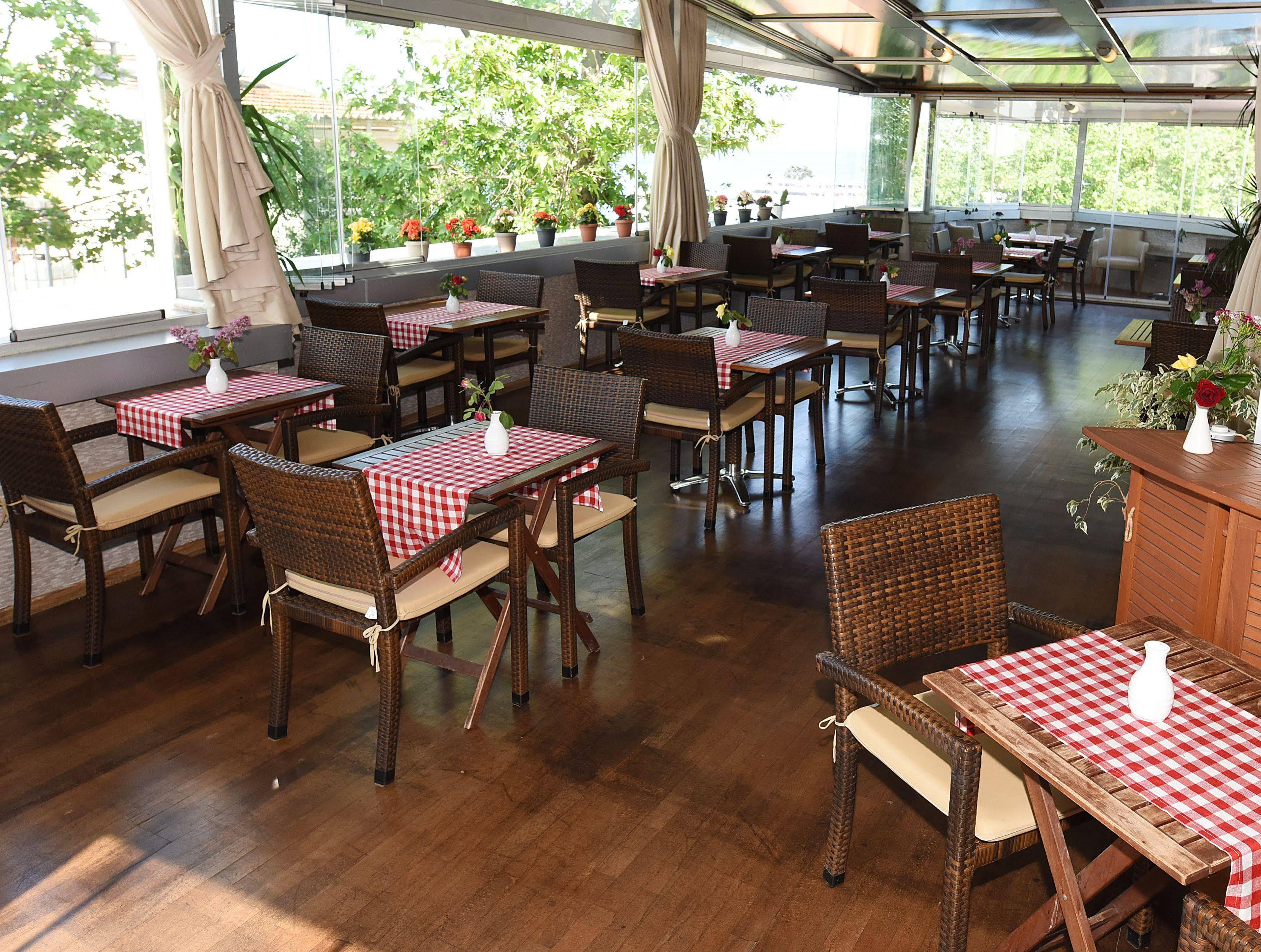 Marine House Boutique Hotel Adalar Zewnętrze zdjęcie