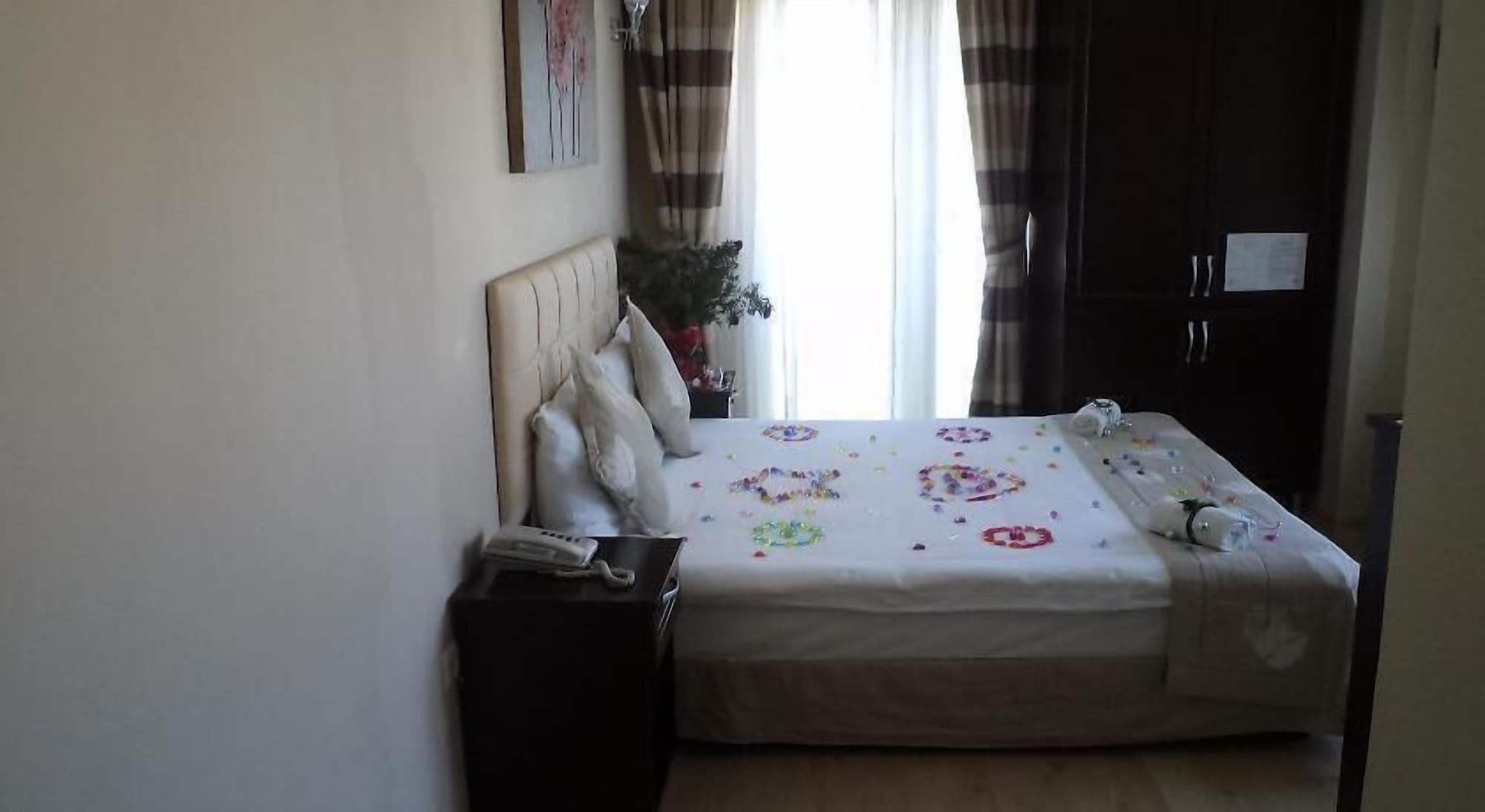 Marine House Boutique Hotel Adalar Zewnętrze zdjęcie