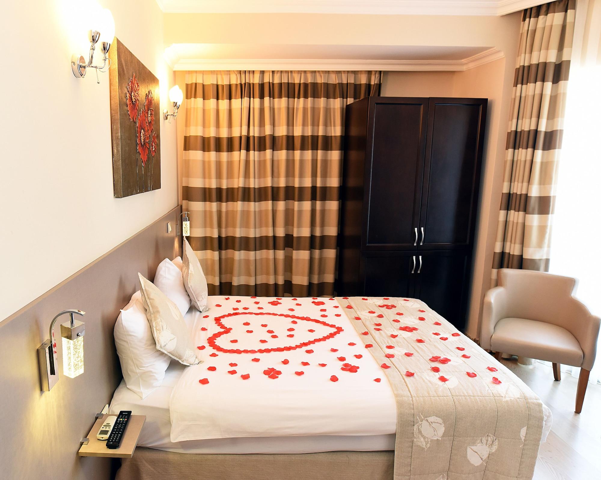 Marine House Boutique Hotel Adalar Zewnętrze zdjęcie
