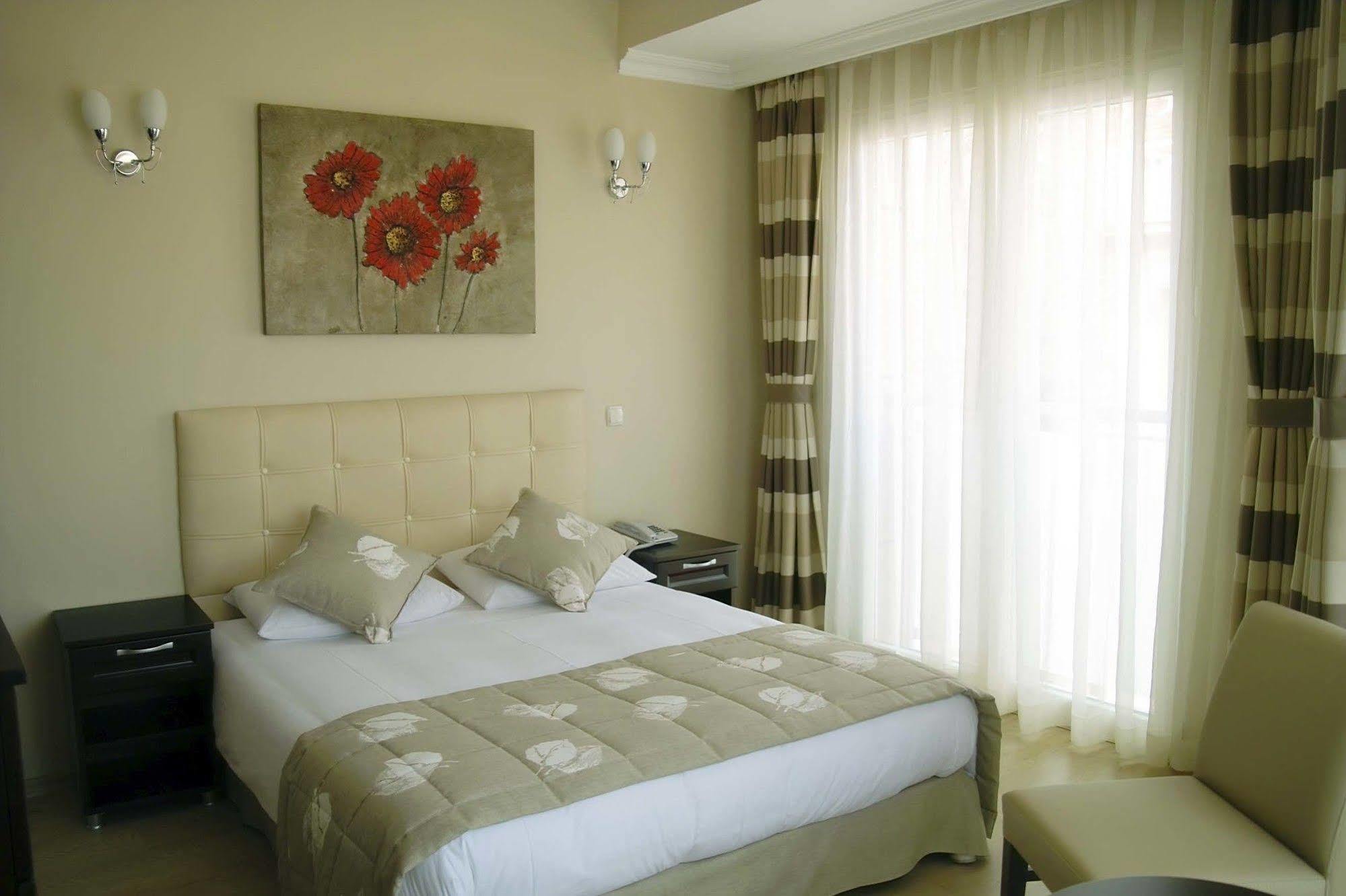 Marine House Boutique Hotel Adalar Zewnętrze zdjęcie